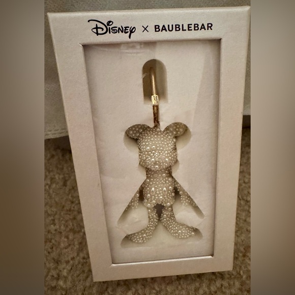 BaubleBar Accessories - DISNEY x BAUBLEBAR Ivory Pearl Mickey Mouse Bag Charm/Keychain NIB